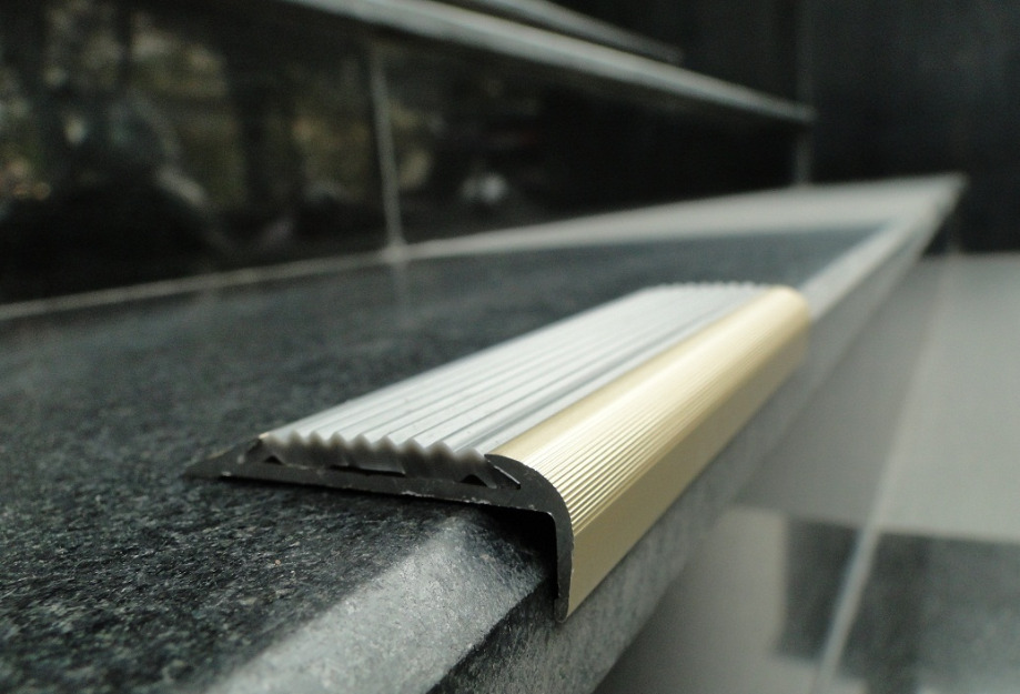 thảm trải sàn Linh Dung